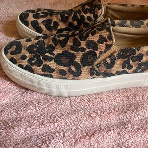 Steve Madden Leopard Print Slip On Platform Sneaker - Size 7
